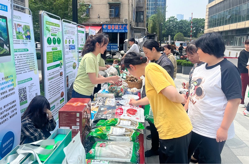 “食”刻守护健康  农产品质量安全科普宣传走进社区超市